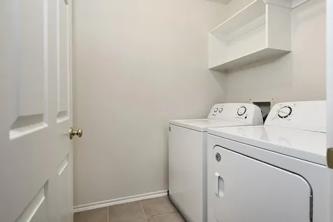 102 Blue Creek The Woodlands TX 77382