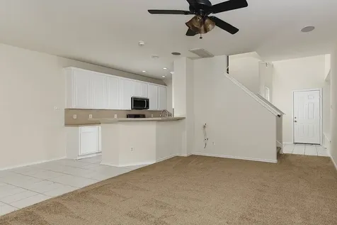 102 Blue Creek The Woodlands TX 77382
