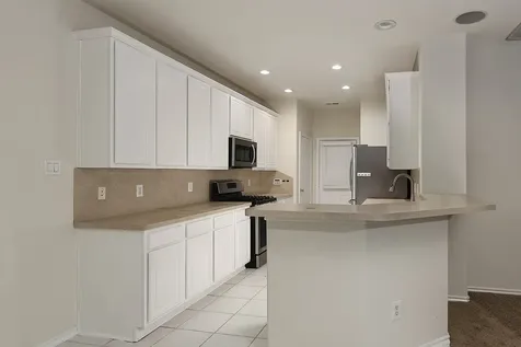 102 Blue Creek The Woodlands TX 77382