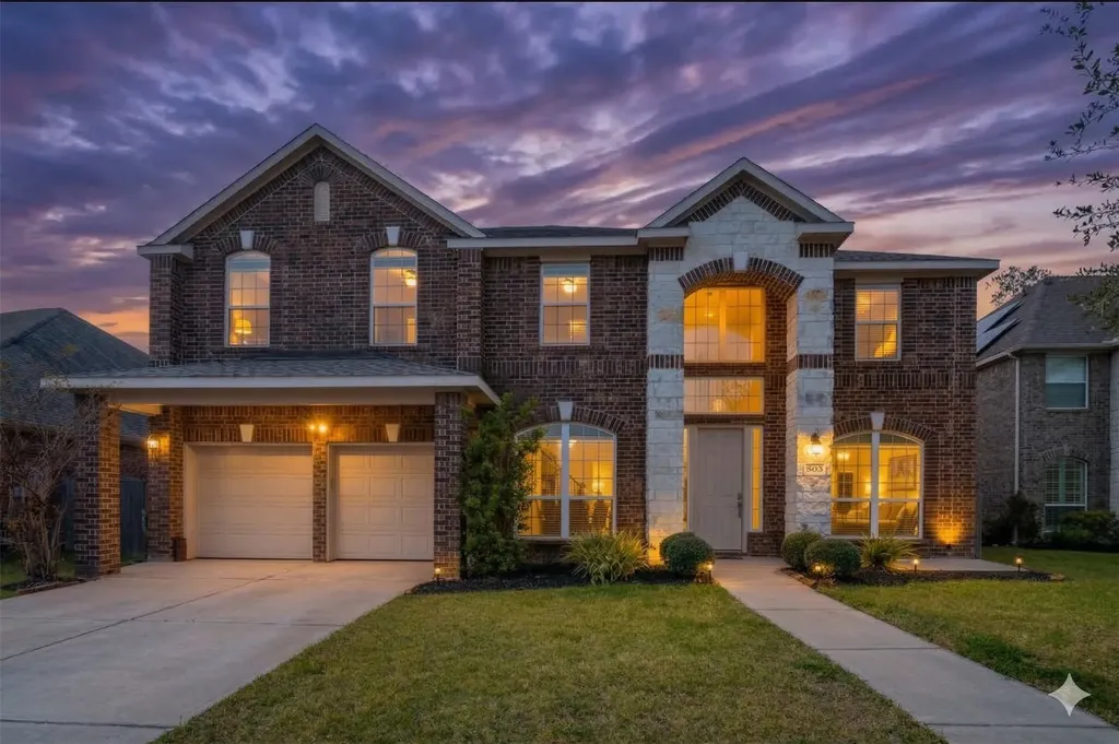 2304 Dolan Falls Lane Pearland TX 77089