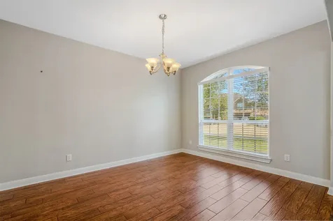 2304 Dolan Falls Lane Pearland TX 77089