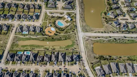 2304 Dolan Falls Lane Pearland TX 77089