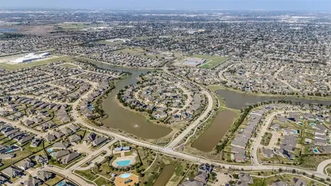 2304 Dolan Falls Lane Pearland TX 77089