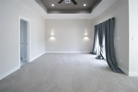 5113 Hershe Street B Houston TX 77020