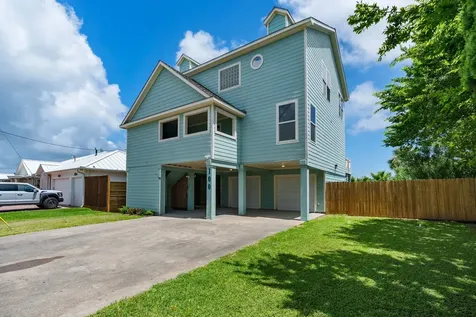 100 Avenue A San Leon TX 77539