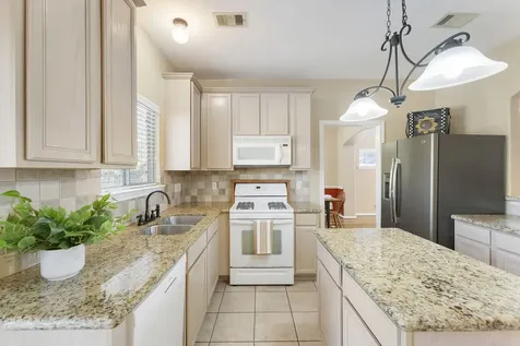 7318 Wedgewood Drive Magnolia TX 77354