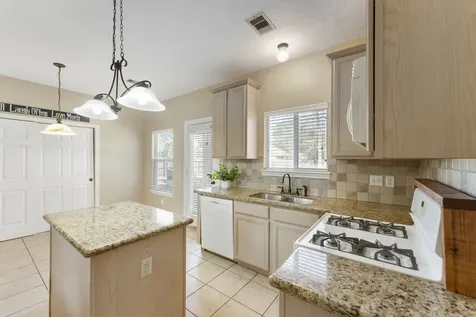 7318 Wedgewood Drive Magnolia TX 77354