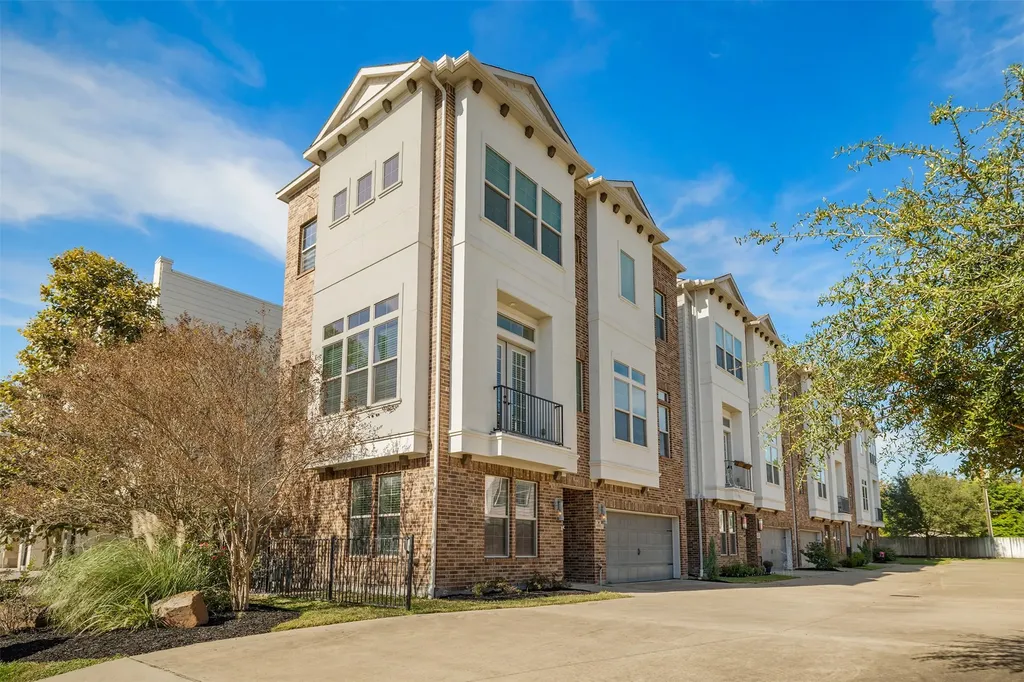 4003 Beacon Fisher Drive Houston TX 77018