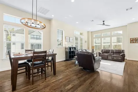 4003 Beacon Fisher Drive Houston TX 77018