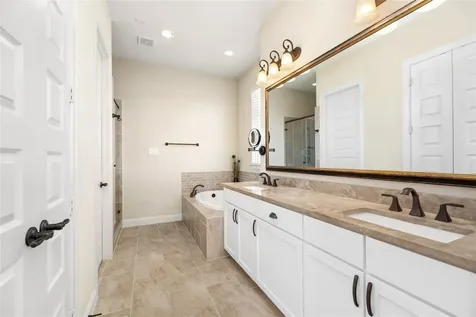 4003 Beacon Fisher Drive Houston TX 77018