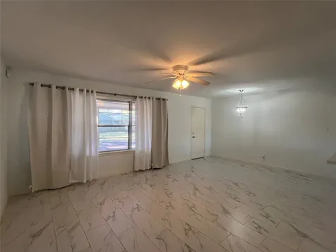 5103 Creekbend Drive Houston TX 77035