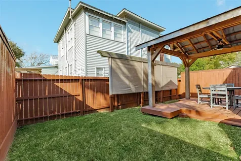 2205 30th Street Galveston TX 77550