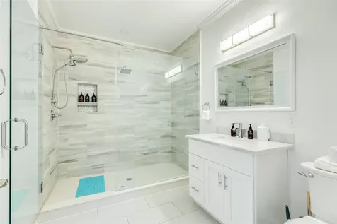 2205 30th Street Galveston TX 77550