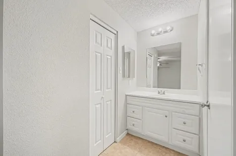 19427 Gagelake Lane Houston TX 77084