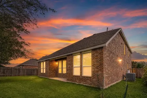 6614 Hunters Way Lane Baytown TX 77521