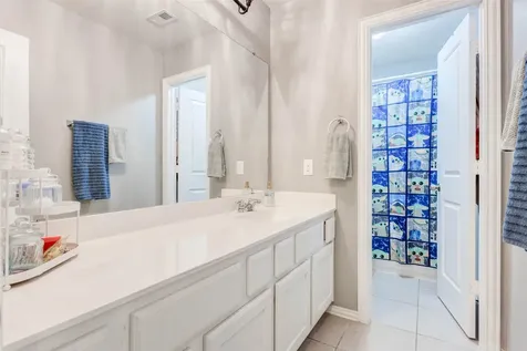 6614 Hunters Way Lane Baytown TX 77521