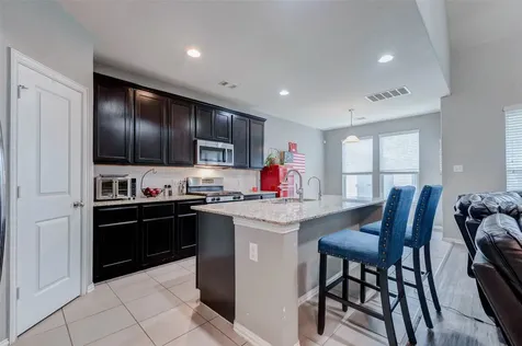 6614 Hunters Way Lane Baytown TX 77521
