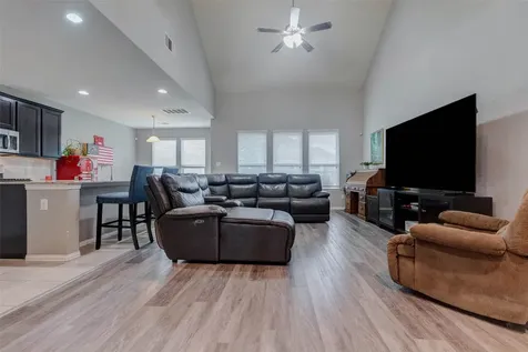 6614 Hunters Way Lane Baytown TX 77521