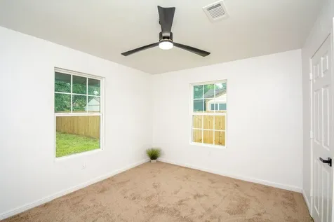 5719 Southwind Street Houston TX 77033