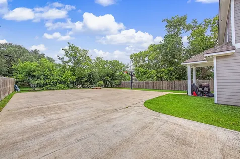 1605 Armistead Street College Station TX 77840