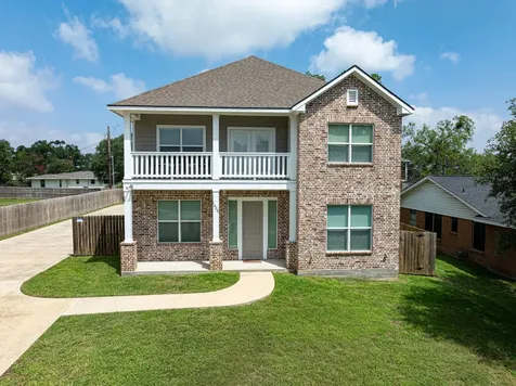 1605 Armistead Street College Station TX 77840