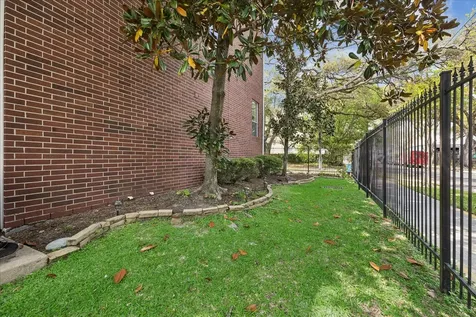 3001 Austin Street Houston TX 77004