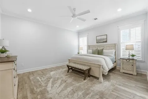 10 Mariner Pass Galveston TX 77554