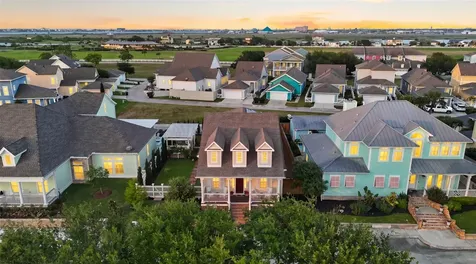 10 Mariner Pass Galveston TX 77554