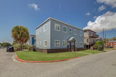 1017 11th Street 3 Galveston TX 77550