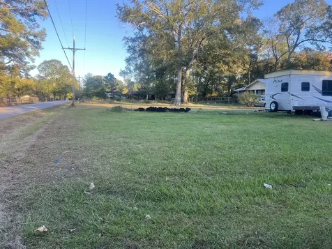 1760 County Road 318 Cleveland TX 77327