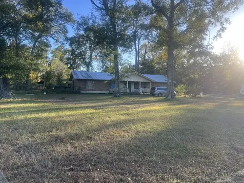 1760 County Road 318 Cleveland TX 77327