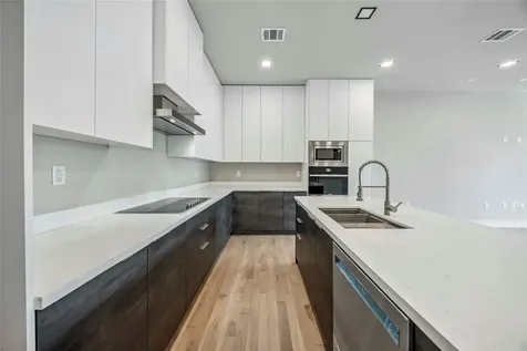 1111 W 21st Street Houston TX 77008