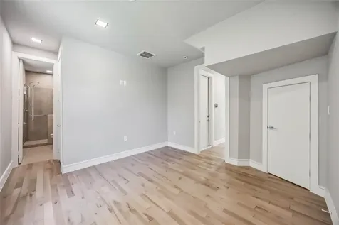 1111 W 21st Street Houston TX 77008