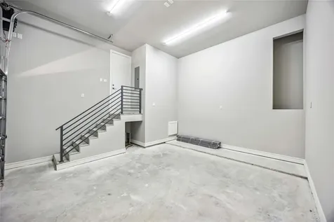 1111 W 21st Street Houston TX 77008