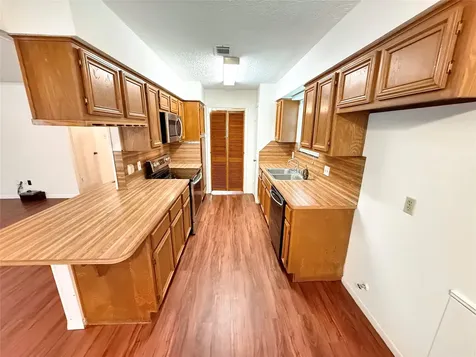 11142 Hayslip Lane Houston TX 77041