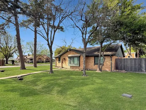 11142 Hayslip Lane Houston TX 77041
