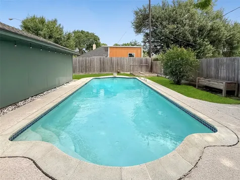 11142 Hayslip Lane Houston TX 77041