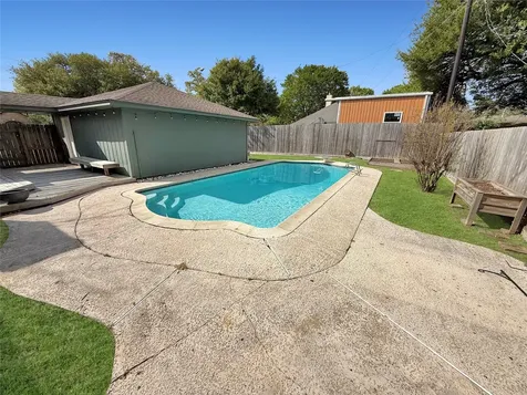 11142 Hayslip Lane Houston TX 77041