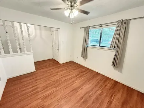 11142 Hayslip Lane Houston TX 77041