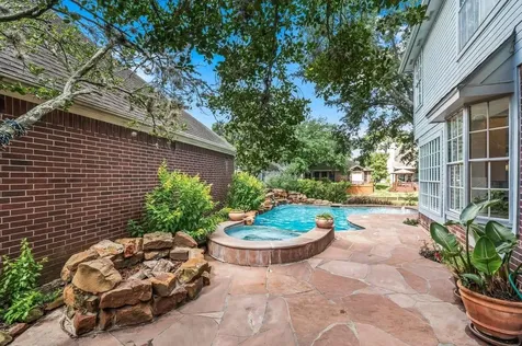 1115 Mariner Cove Sugar Land TX 77498