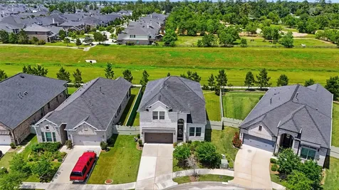10255 Bayou Oaks Drive Conroe TX 77385