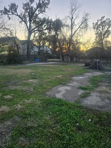 4615 Fulton Street Houston TX 77009