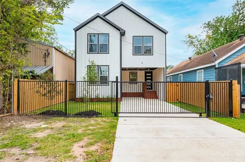 7709 Avenue L Houston TX 77012