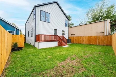 7709 Avenue L Houston TX 77012