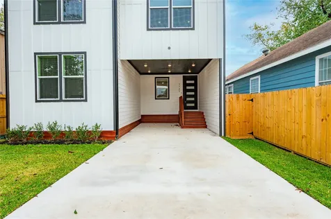 7709 Avenue L Houston TX 77012
