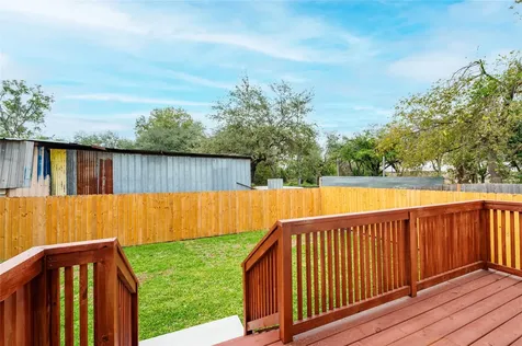 7709 Avenue L Houston TX 77012