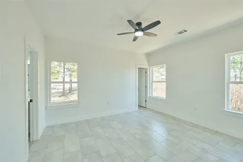 1398 Road 5607 Cleveland TX 77327