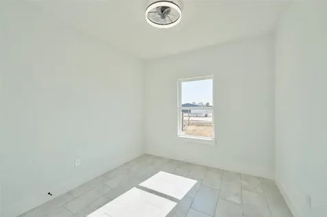 1398 Road 5607 Cleveland TX 77327