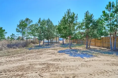 1398 Road 5607 Cleveland TX 77327