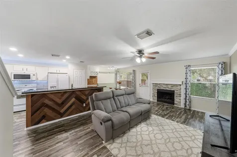 38 Wineberry Place The Woodlands TX 77382